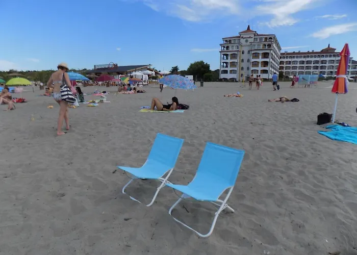 公寓 двустаен в комплекс нестинарка