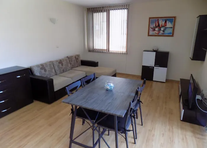 двустаен в комплекс нестинарка *