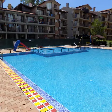 Apartment двустаен в комплекс нестинарка