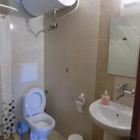 двустаен в комплекс нестинарка Apartment