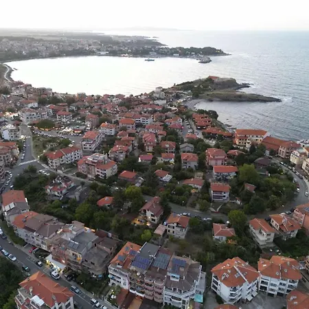 Apartament двустаен в комплекс нестинарка