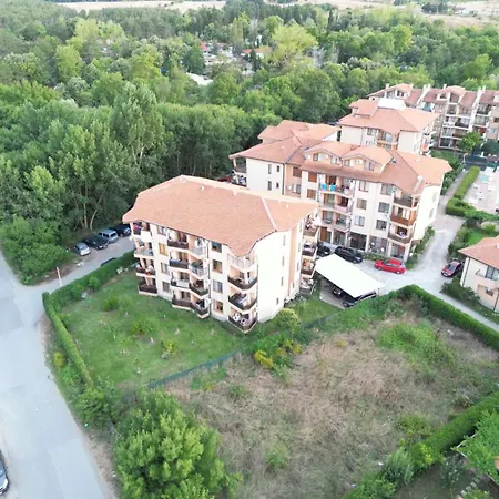 двустаен в комплекс нестинарка *