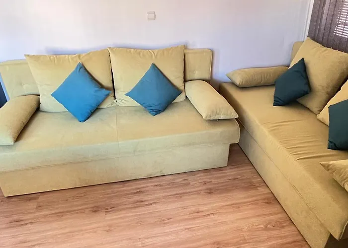 двустаен в комплекс нестинарка * 茨雷沃